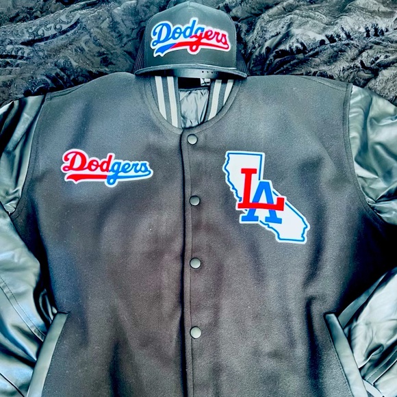 Custom - Picture 1 of 15